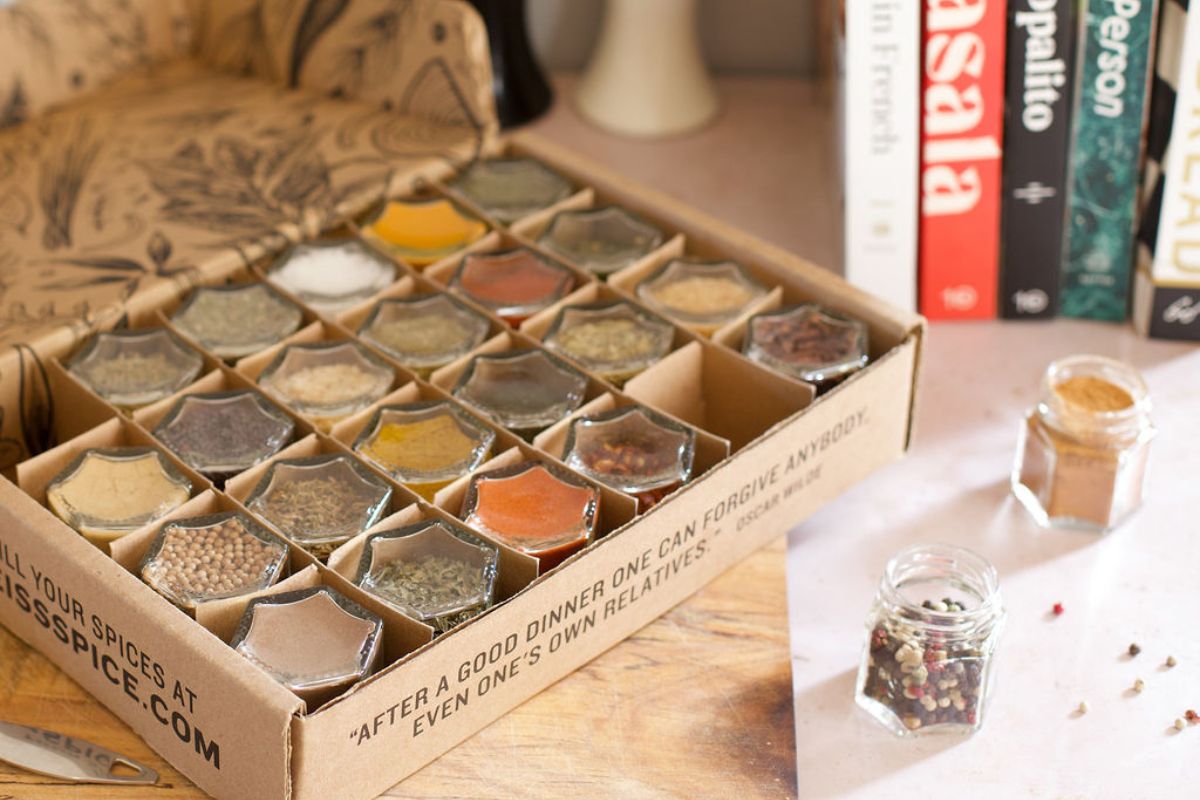 Shop BestSelling Boxed Jar Sets Gneiss Spice