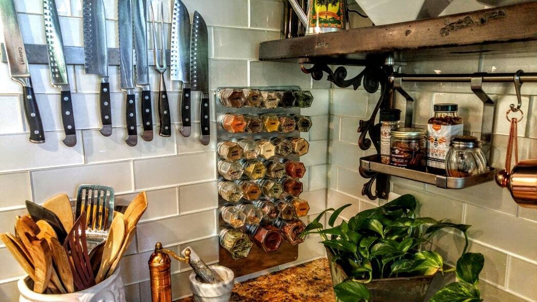 Kitchen Storage Bottles Spice Rack Self-adhesive Wall-mounted Under-Shelf  Season